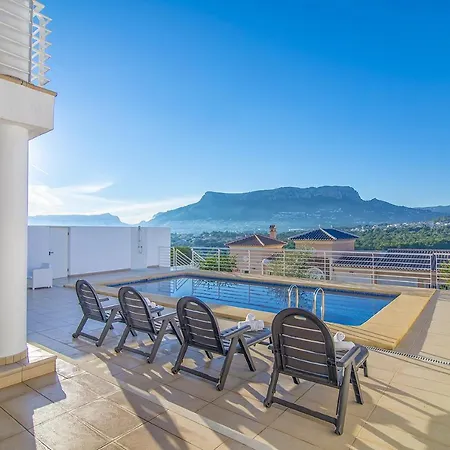 Villas Guzman - Naelle Villa *